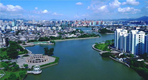 溫州昔日高端商業(yè)體，如今淪為流浪者“豪宅”